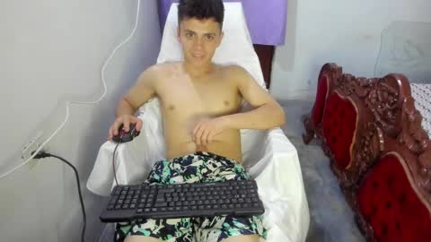 Chris online show from December 28, 2024, 9:09 am