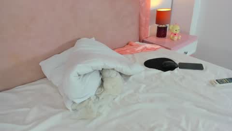 Snapshot of liz_grant chatting on December 20, 2024, 11:54 am Liz Grant online show from December 20, 2024, 11:54 am