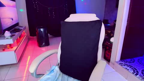 Liza Goth online show from February 2, 2025, 1:02 am