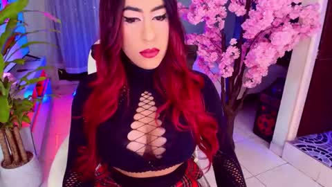 Snapshot of lizagothdoll chatting on April 17, 2026, 12:57 am Liza Goth online show from April 17, 2026, 12:57 am