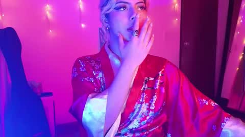 Lizeth online show from February 23, 2025, 6:49 am