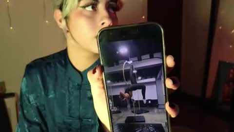 Lizeth online show from March 9, 2025, 9:57 am