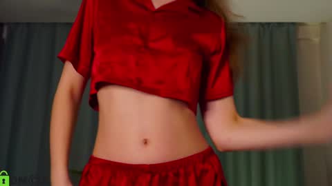 Sunnheart online show from December 18, 2024, 4:39 pm