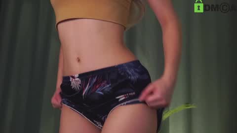 Sunnheart online show from December 28, 2024, 11:26 pm