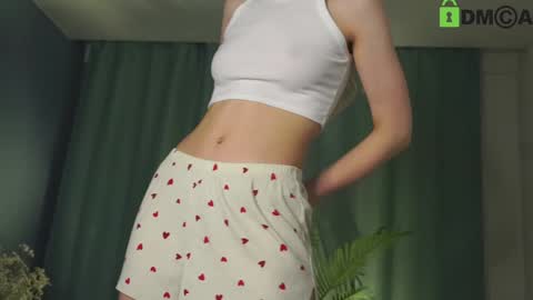 Sunnheart online show from January 9, 2025, 10:52 pm