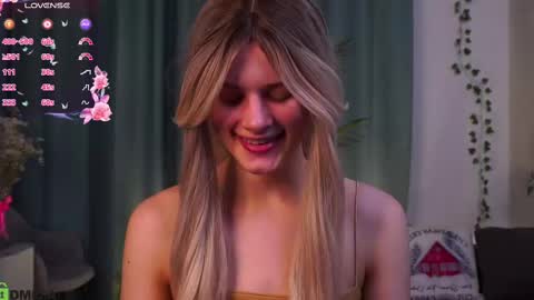 Sunnheart online show from March 3, 2025, 4:56 pm