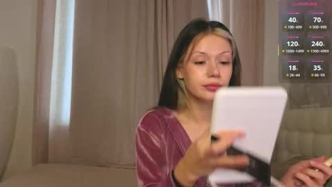 Sunnheart online show from November 10, 2025, 7:07 am