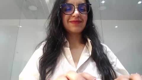 lizeth_white online show from June 30, 2026, 8:32 pm