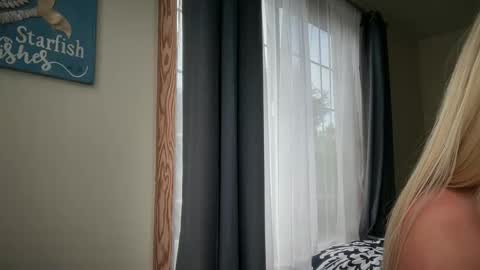 Liz Purr online show from January 9, 2025, 6:47 pm