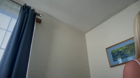 Liz Purr online show from January 16, 2025, 12:02 am