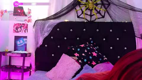 Lizz online show from October 24, 2025, 9:55 pm