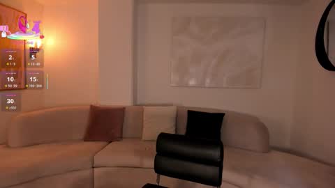 Lizz online show from October 24, 2025, 4:09 am