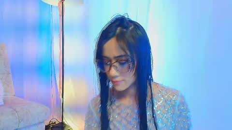 Snapshot of lizzy_kane chatting on May 7, 2026, 8:14 pm lizzy_kane online show from May 7, 2026, 8:14 pm