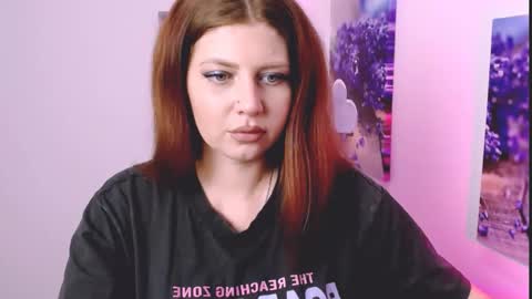 Lizzy3 online show from December 3, 2025, 12:58 pm