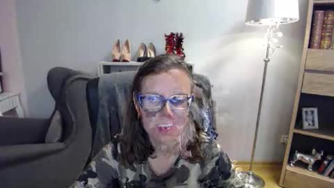 Lizzy online show from October 8, 2025, 4:54 am