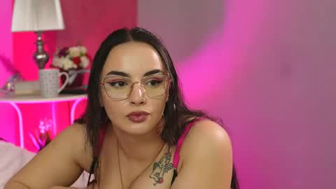 Snapshot of lizzybliss chatting on June 1, 2026, 5:25 pm Lizzy online show from June 1, 2026, 5:25 pm