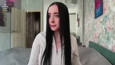 Lizzy 3 online show from March 17, 2026, 10:07 am