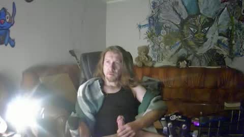 lkonig504475 online show from October 26, 2025, 7:14 am