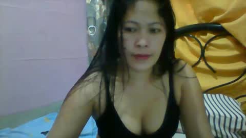 Snapshot of llanie888 chatting on February 20, 2025, 5:01 am llanie888 online show from February 20, 2025, 5:01 am