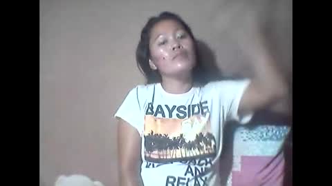 Snapshot of llanie888 chatting on February 17, 2026, 6:32 am llanie888 online show from February 17, 2026, 6:32 am