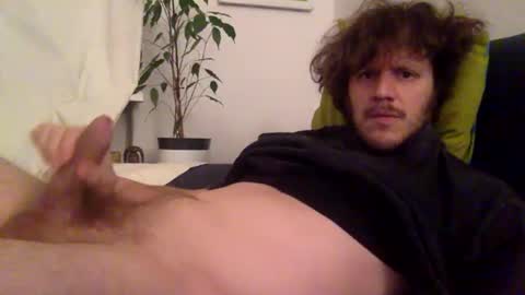 llazer1 online show from November 17, 2025, 6:57 pm