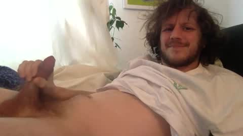 llazer1 online show from February 1, 2026, 11:20 am