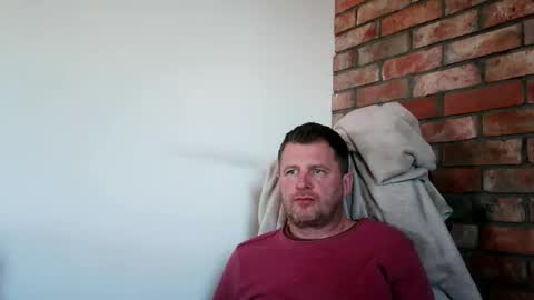 lllukasssxxx online show from May 18, 2026, 3:40 pm