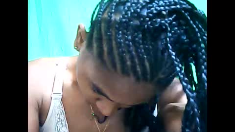 llouisse online show from April 14, 2026, 9:04 am