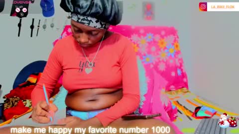 loaisisAdamss online show from February 4, 2025, 11:59 pm