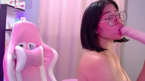 Pamela online show from March 10, 2025, 7:29 pm