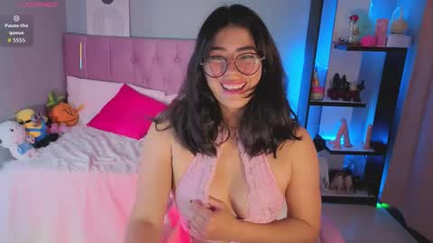 Pamela online show from November 22, 2025, 6:29 pm