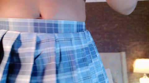  LOANA  online show from February 27, 2026, 4:29 pm