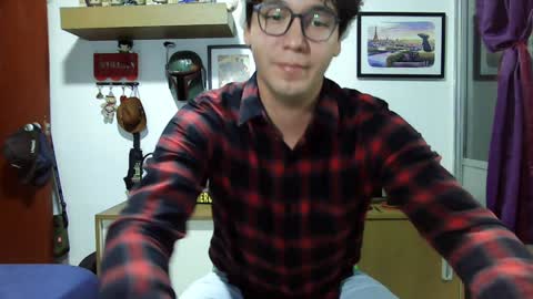 Lobo online show from December 9, 2024, 2:56 am