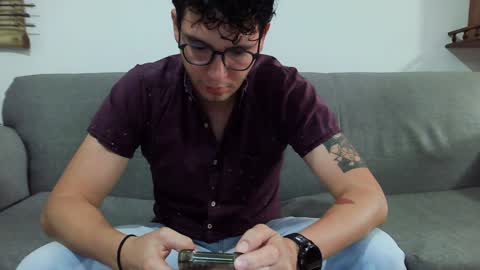 Lobo online show from February 8, 2025, 12:06 am