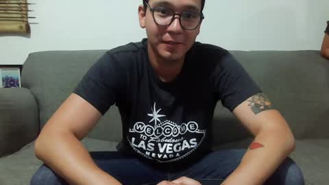 Lobo online show from April 3, 2026, 12:41 am