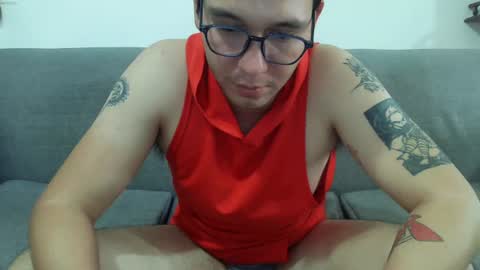 Snapshot of lobomx19 chatting on July 22, 2026, 6:22 pm Lobo online show from July 22, 2026, 6:22 pm