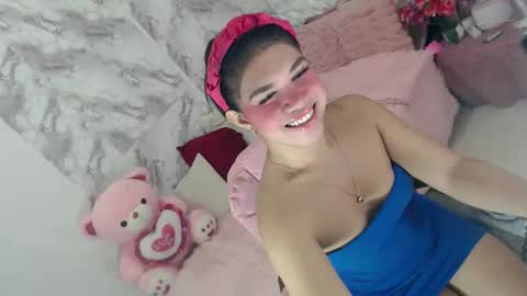 Thea online show from November 24, 2025, 8:52 pm