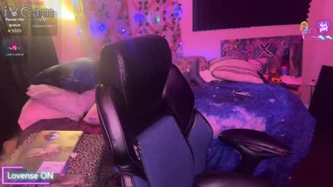 LobotomyPrincess online show from April 23, 2026, 4:24 am