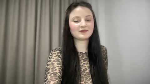 locaalis1 online show from March 3, 2025, 10:20 pm