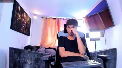 logan_crown online show from June 8, 2026, 1:55 pm