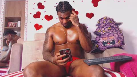 Snapshot of logan_drakex chatting on May 15, 2026, 10:50 pm LOGAN DRAKE online show from May 15, 2026, 10:50 pm