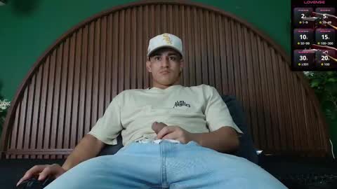 logan_griffin online show from December 21, 2025, 7:04 am