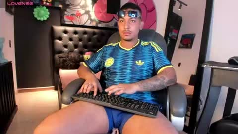 Snapshot of logan_price chatting on June 18, 2026, 3:38 pm LOGAN online show from June 18, 2026, 3:38 pm