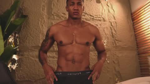 logan_varela online show from March 4, 2025, 11:22 pm