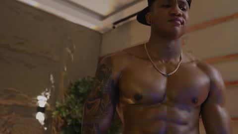 logan_varela online show from October 16, 2025, 11:28 pm