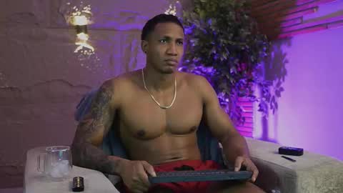 logan_varela online show from December 5, 2025, 3:30 pm