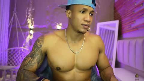 logan_varela online show from May 29, 2026, 2:48 pm