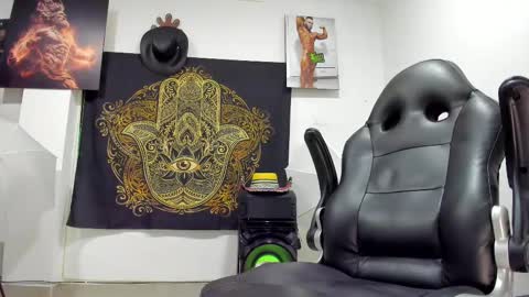 LOGAN WHITTERS online show from February 15, 2025, 11:47 pm