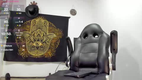 LOGAN WHITTERS online show from March 8, 2025, 9:18 pm