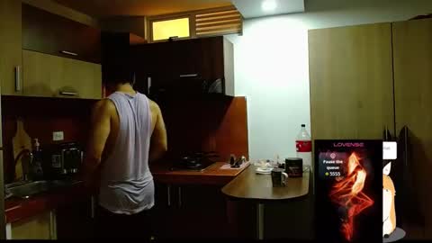 Loganandrwz online show from April 21, 2026, 12:33 pm